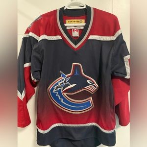 Koho Vancouver Canucks hockey jersey